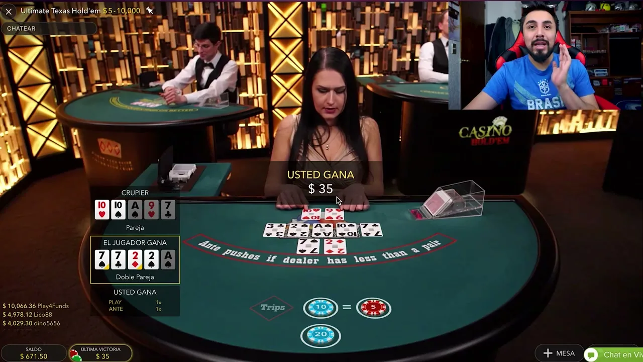 Game show en vivo con presentador y rueda de premios en un casino online